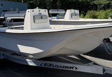 2025 Carolina Skiff E18JVXCC - White